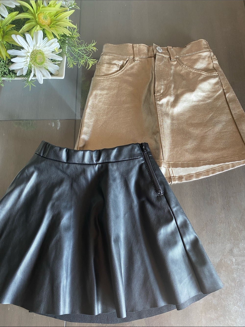 NWOT🌈 H & M Skirts Girl Clothes Faux Leather Gold Shimmer